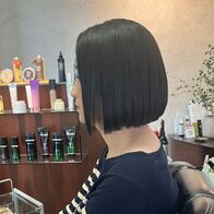 アロマハーブカラーでツヤ髪ボブ